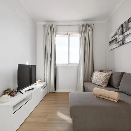 Centre Retreat By Homie * Φουνκάλ