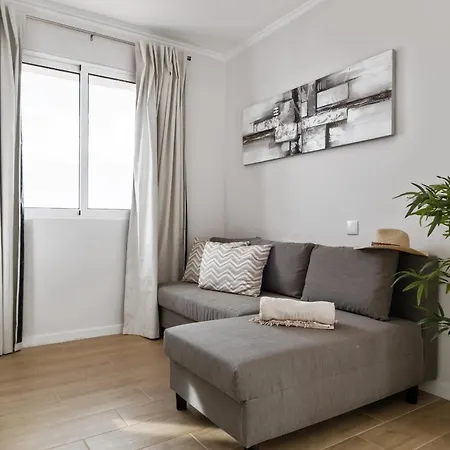 Centre Retreat By Homie Φουνκάλ