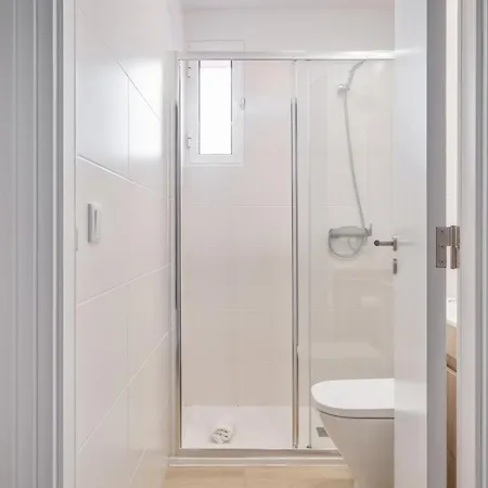 Centre Retreat By Homie