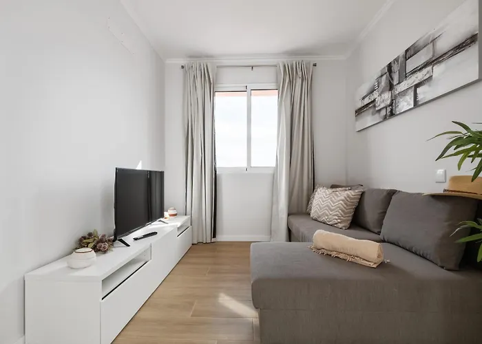 Centre Retreat By Homie * Funchal